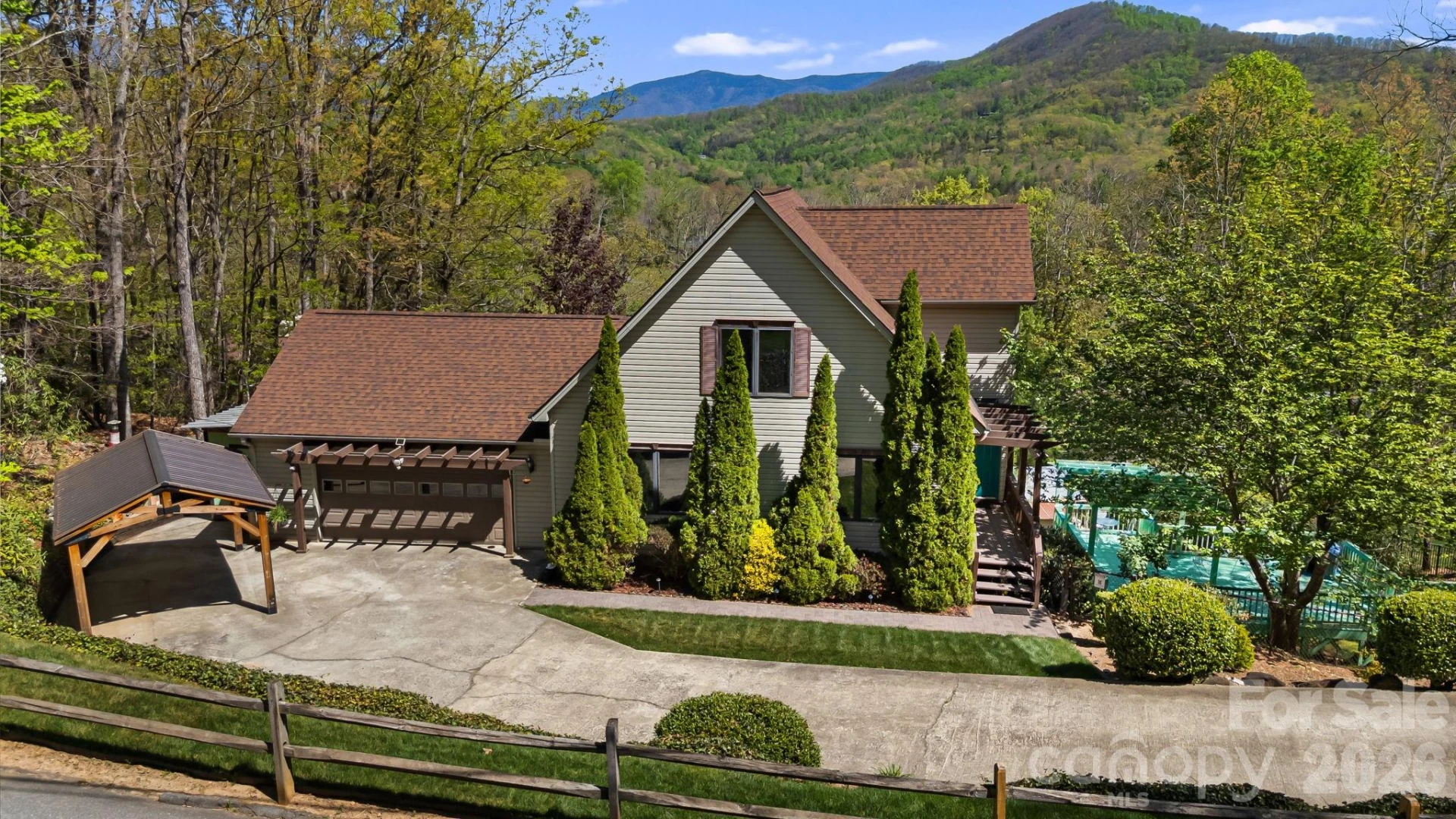 144 Hilltop Road