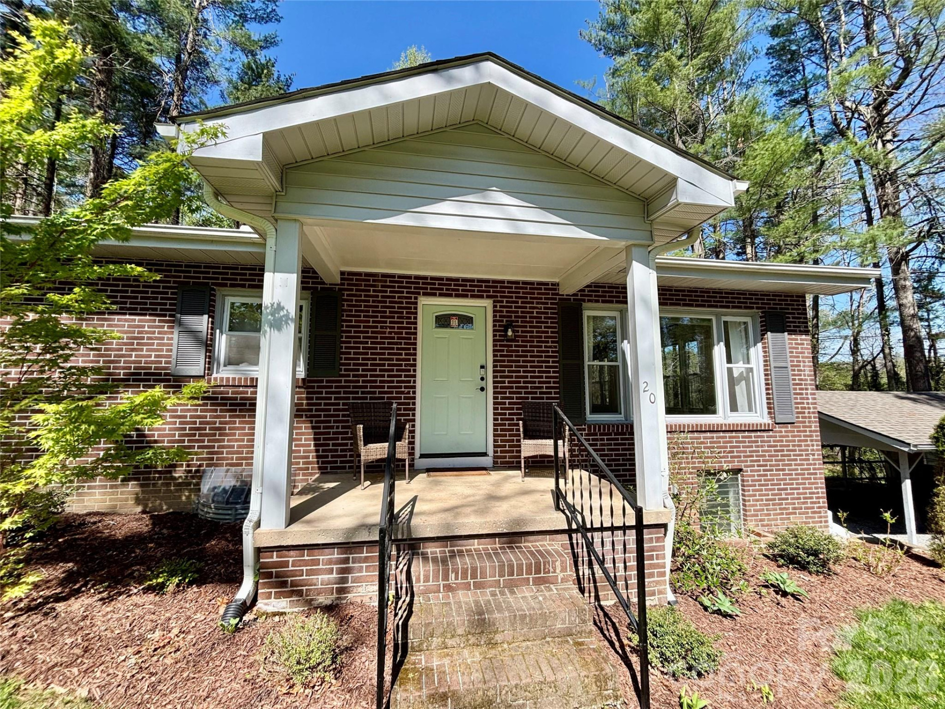 20 White Squirrel Lane - Photo 3