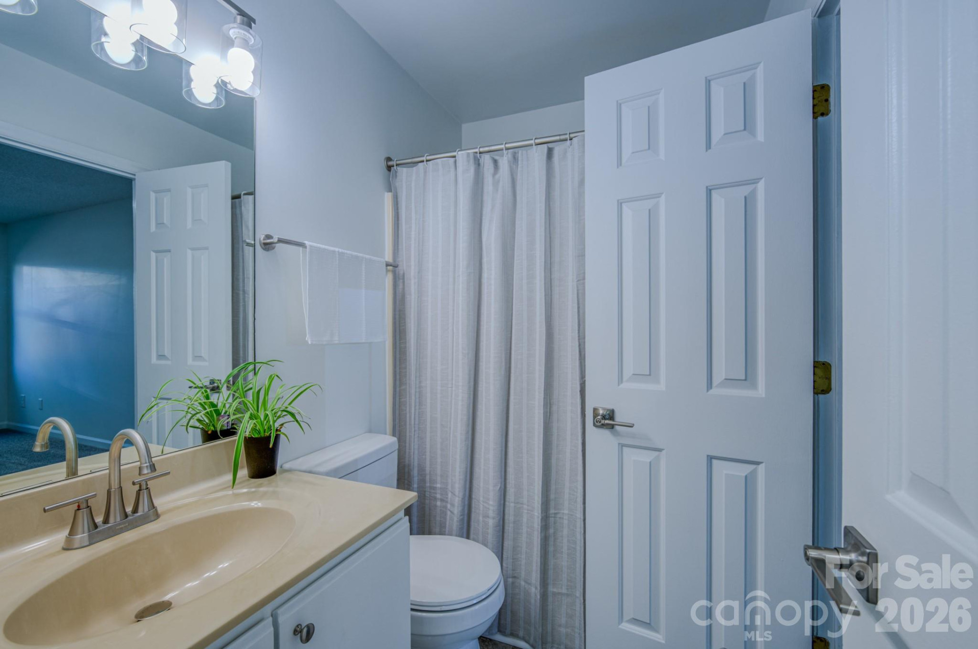 901 Abbey Circle - Photo 17