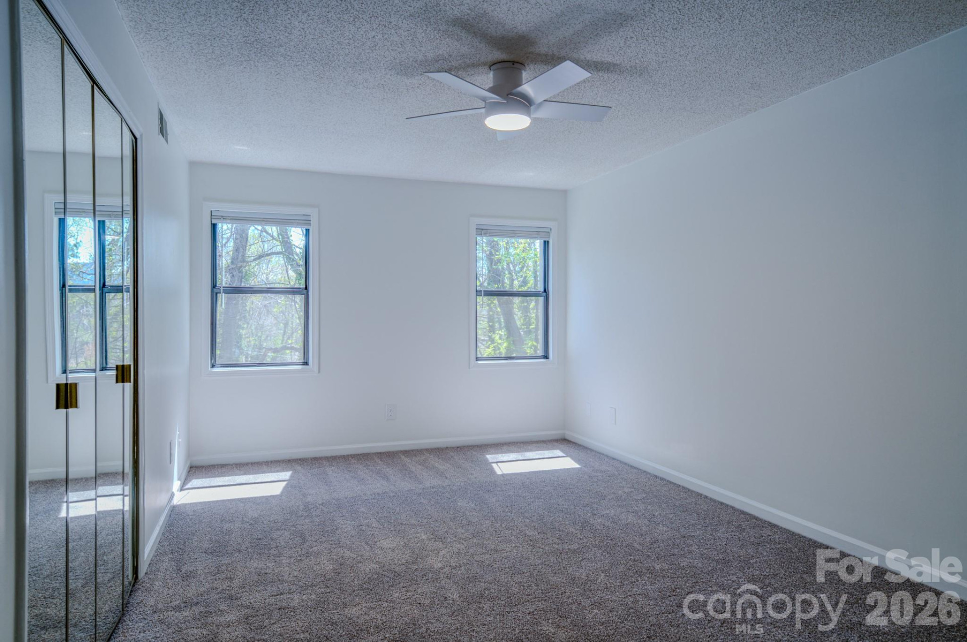 901 Abbey Circle - Photo 25