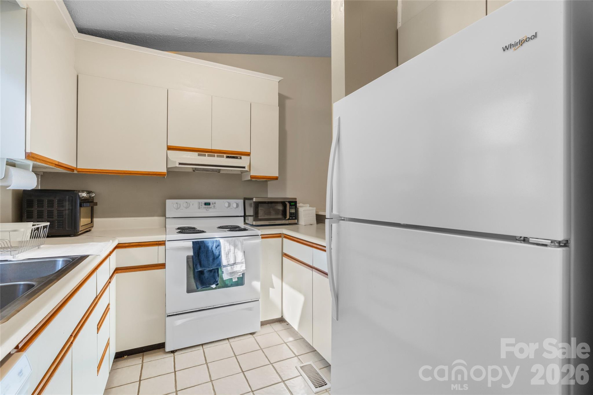 91 Timberlane Drive - Photo 7