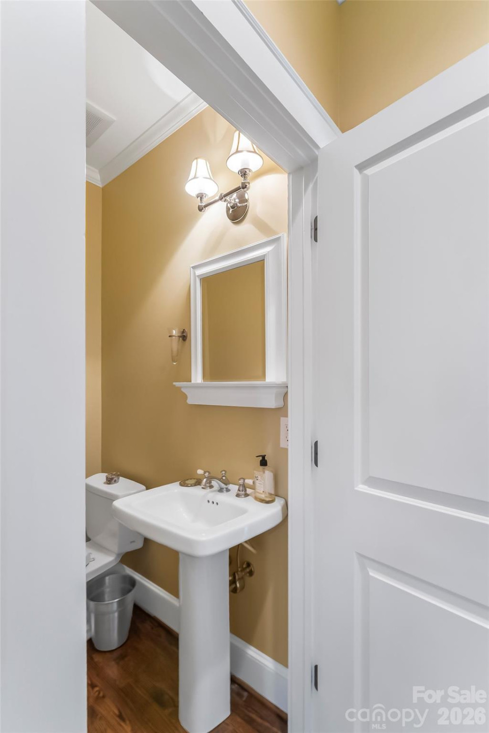 115 Riverside Court - Photo 18