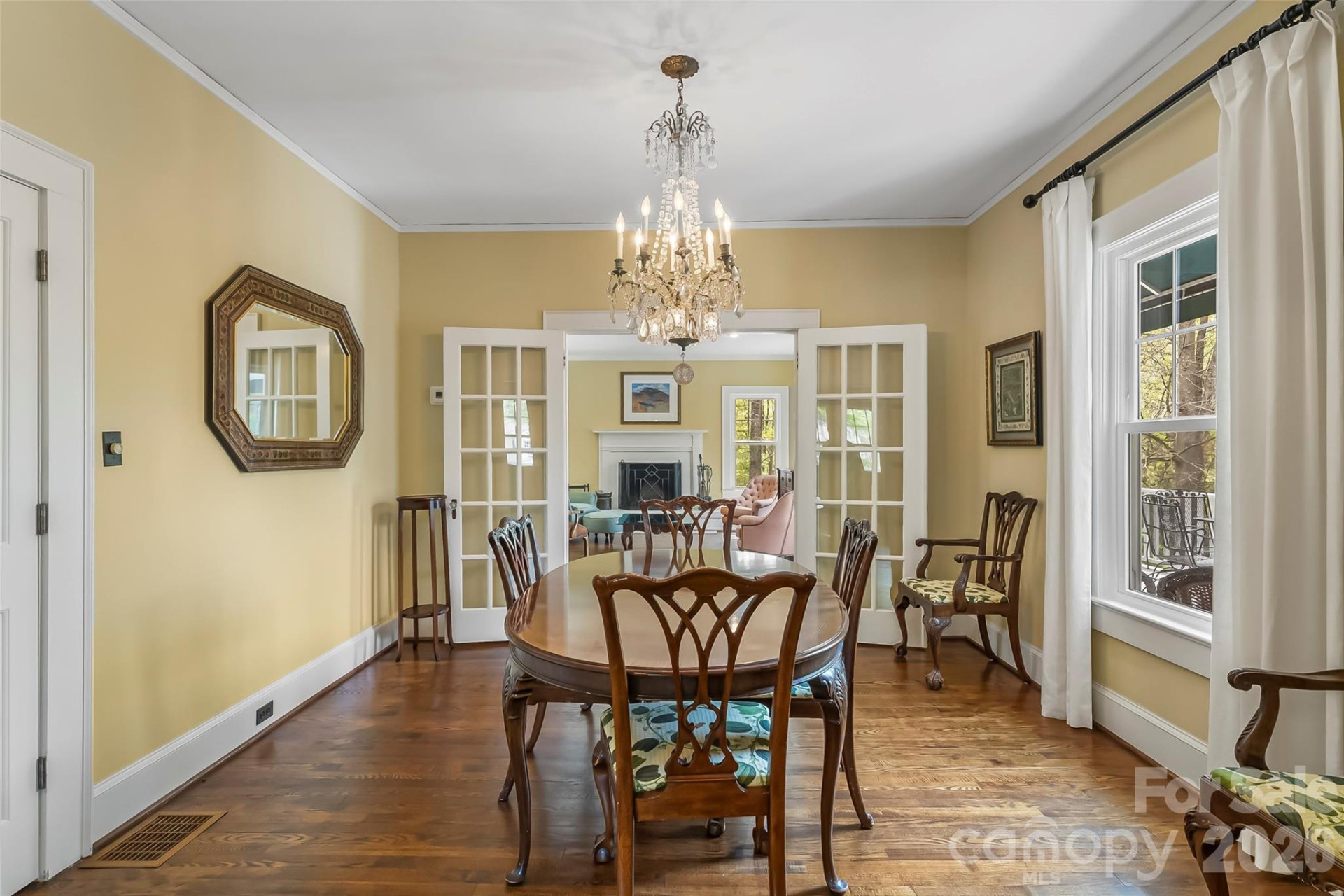 115 Riverside Court - Photo 8