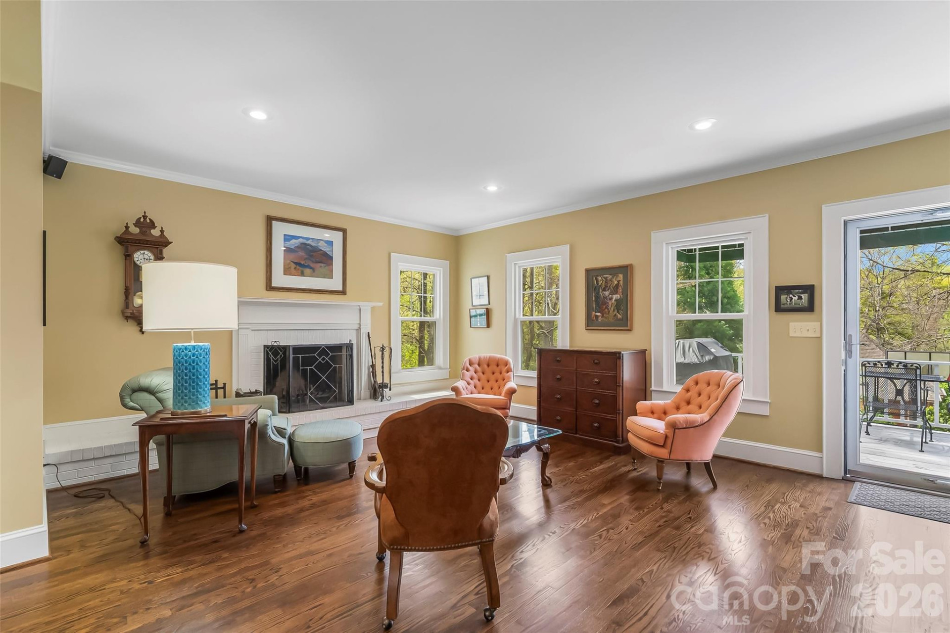 115 Riverside Court - Photo 10