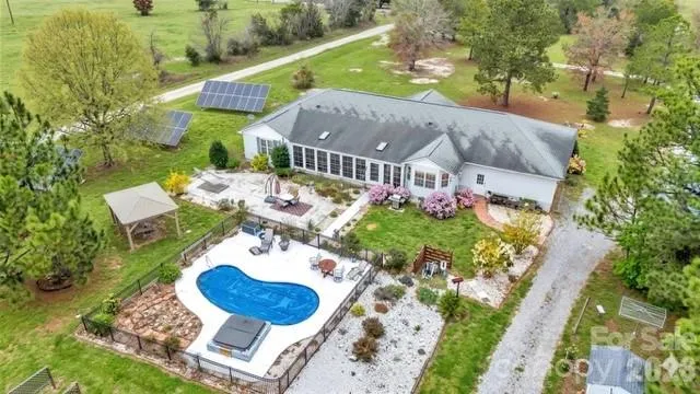 1035 Mcmillan Road, Cheraw, SC, 29520