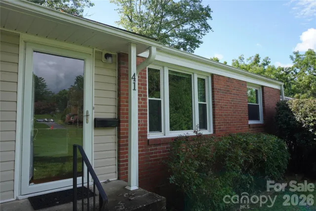 41 Trowbridge Lane, Brevard, NC, 28712