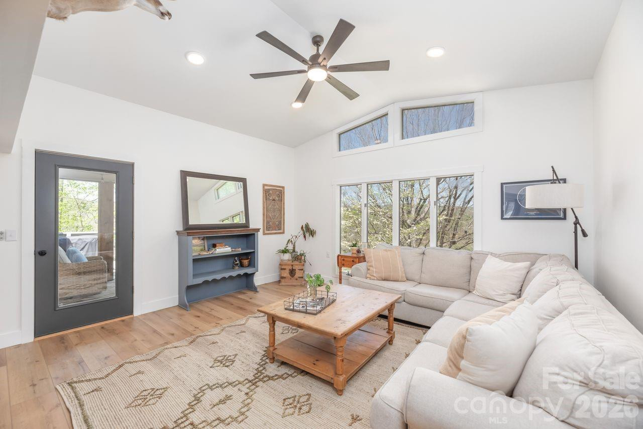 431 Pleasant Grove Drive - Photo 10