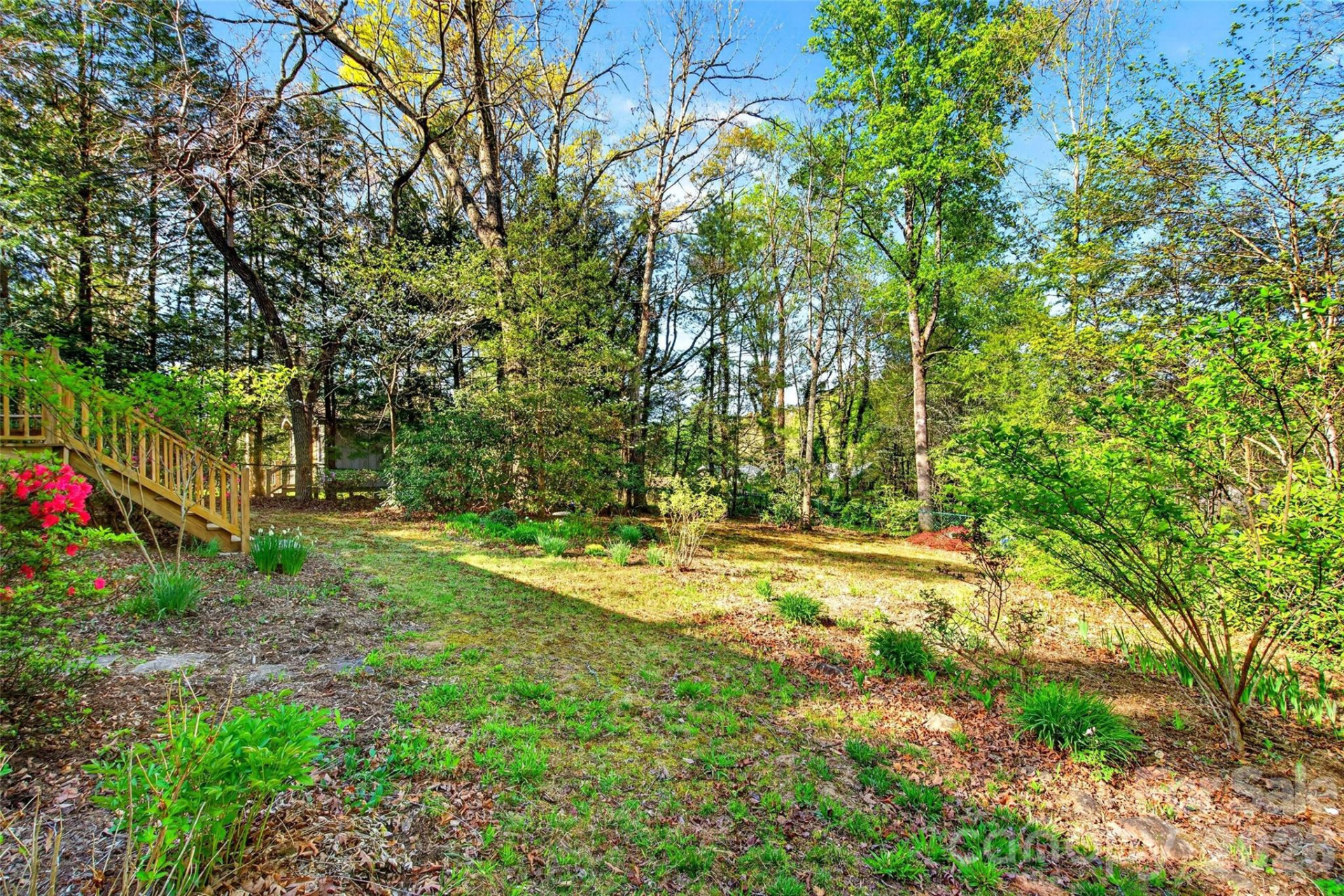 715 Laurel Avenue - Photo 6