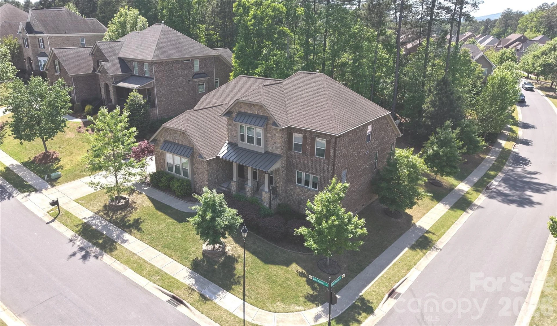 16402 Doves Canyon Lane - Photo 2