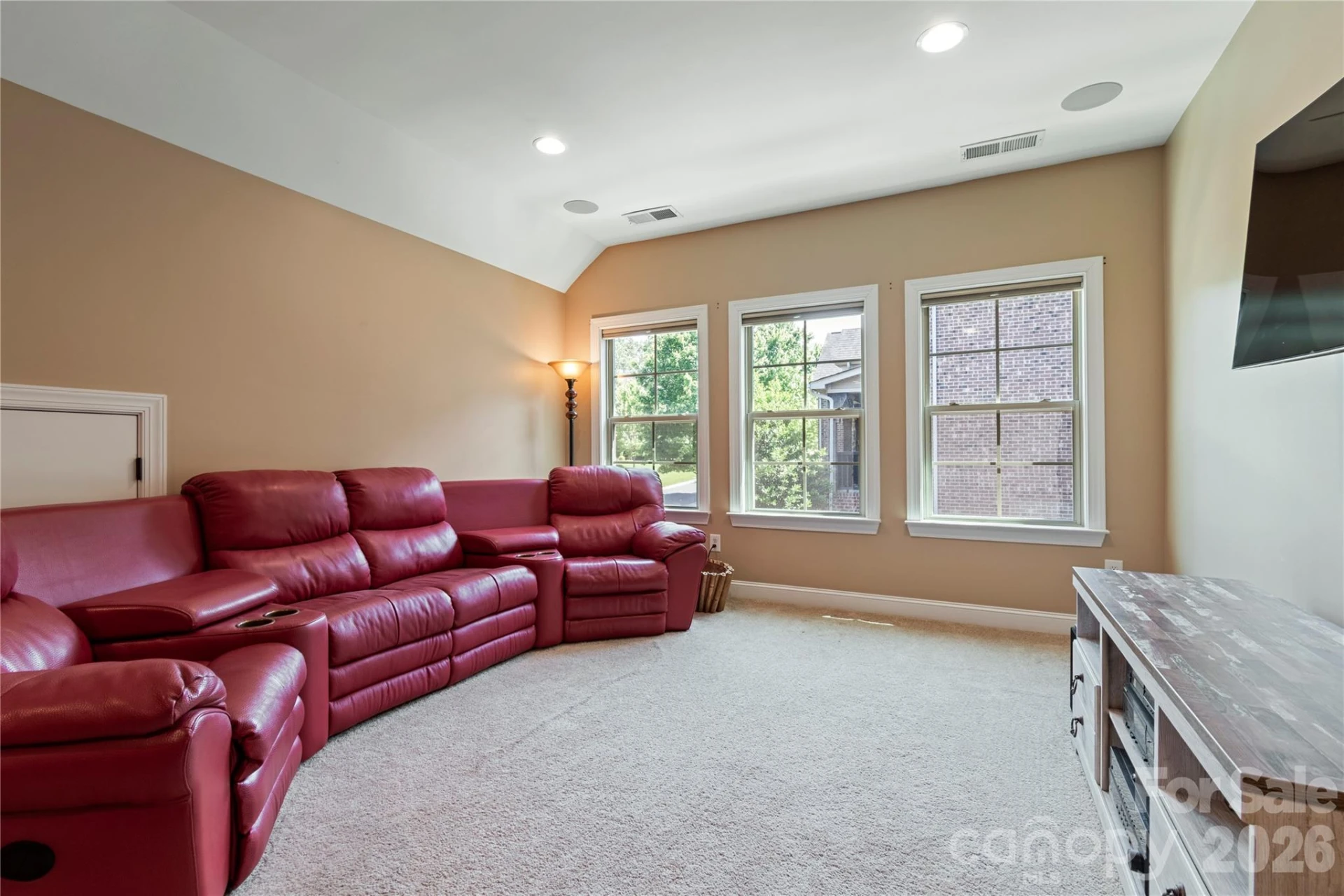 16402 Doves Canyon Lane - Photo 29