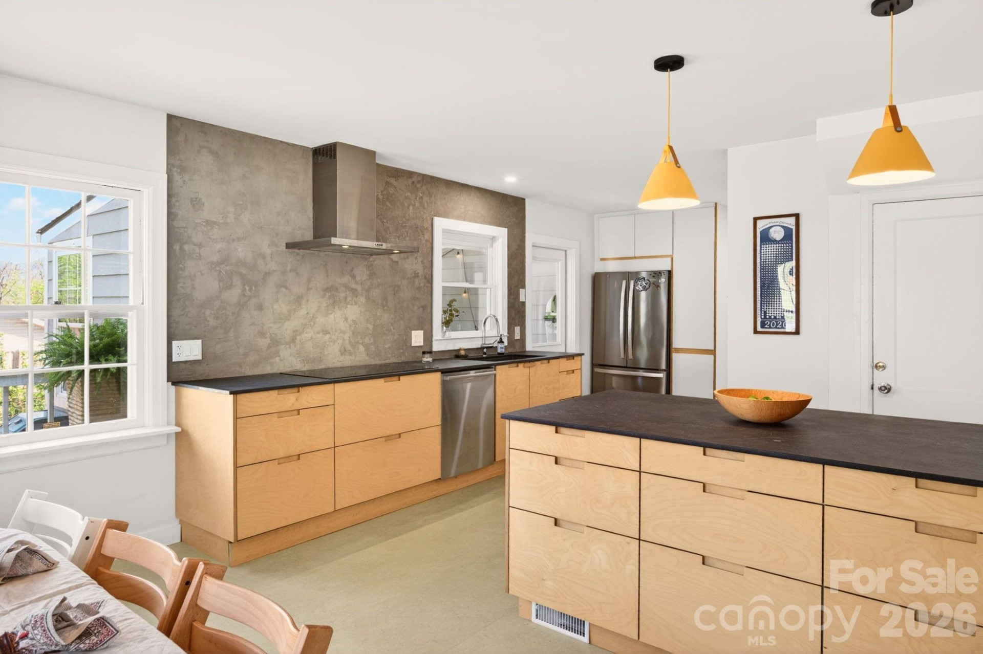 318 Stonewall Avenue - Photo 5