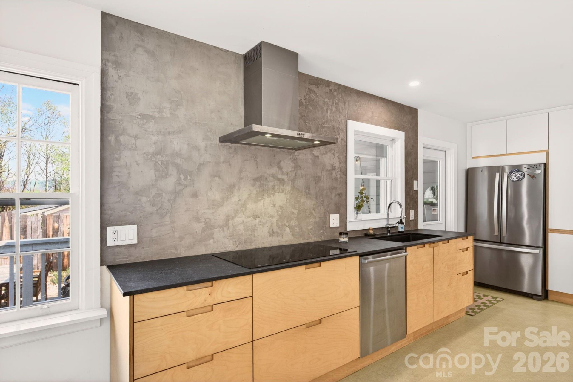 318 Stonewall Avenue - Photo 7