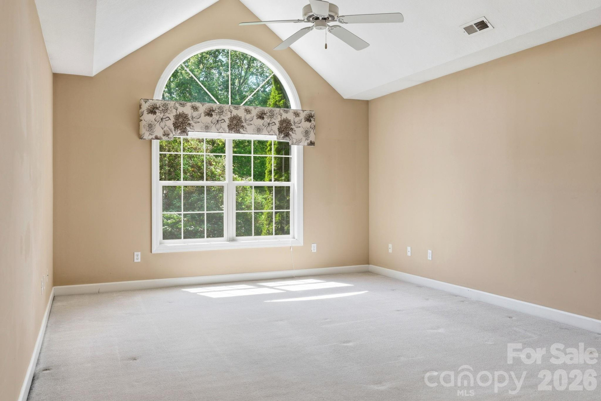 306 Woodview Court - Photo 20