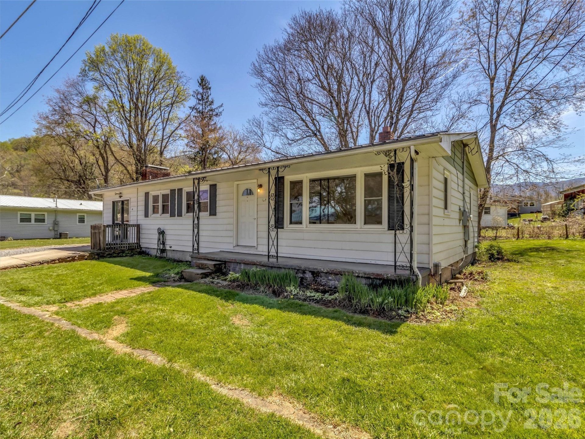 61 Indian Trail Loop - Photo 2