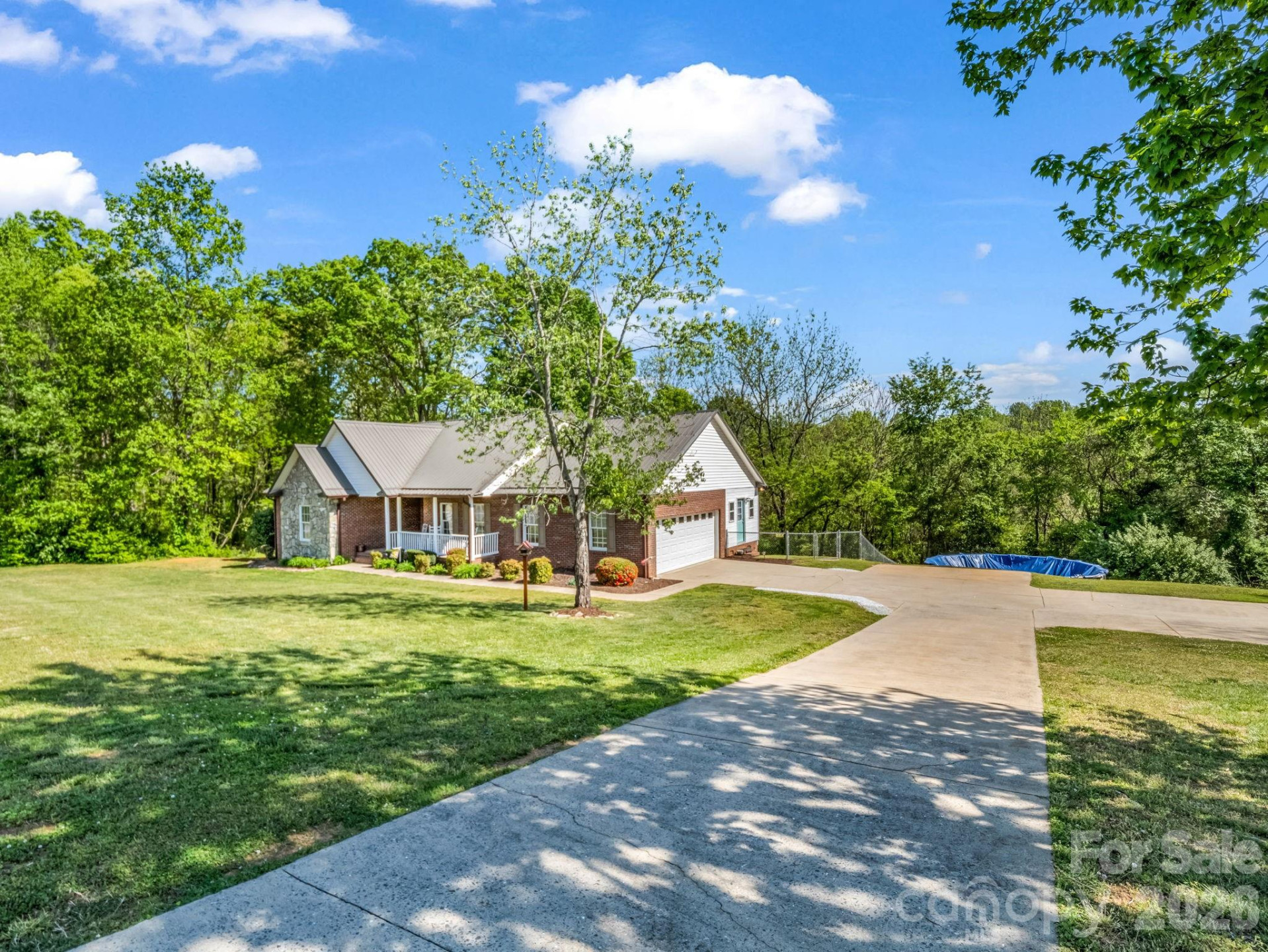 158 Shady Woods Lane - Photo 2