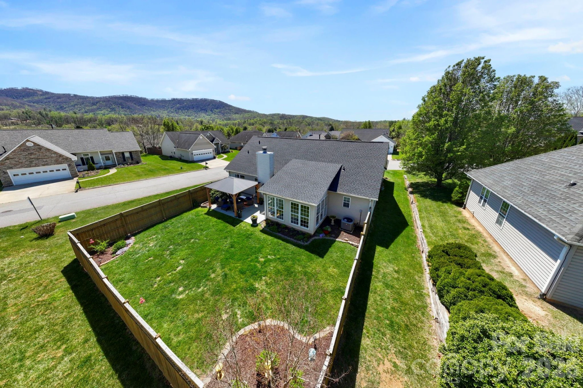 25 Livingston Farm Road - Photo 35