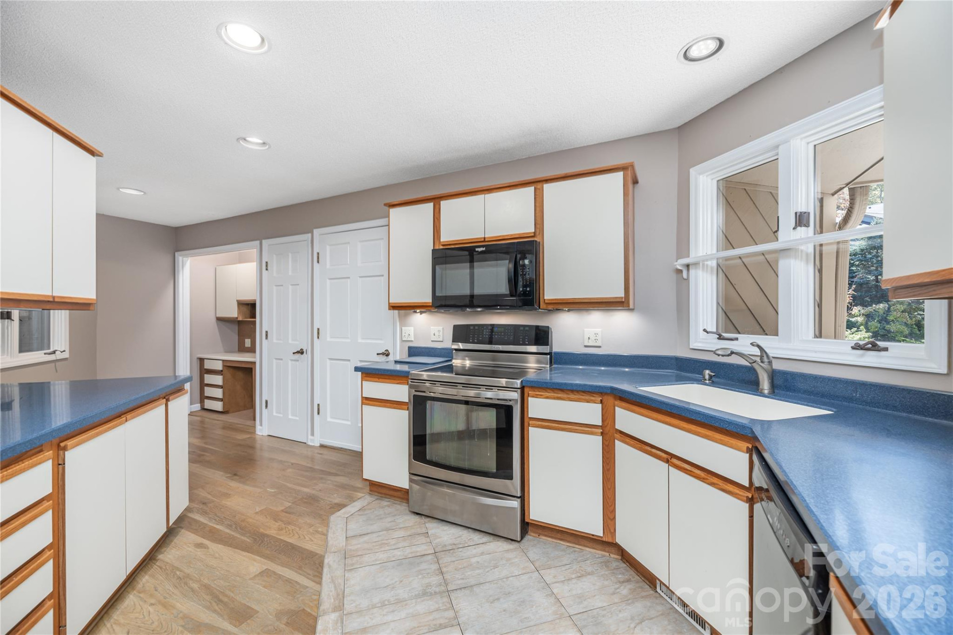 1101 Timber Trail - Photo 17