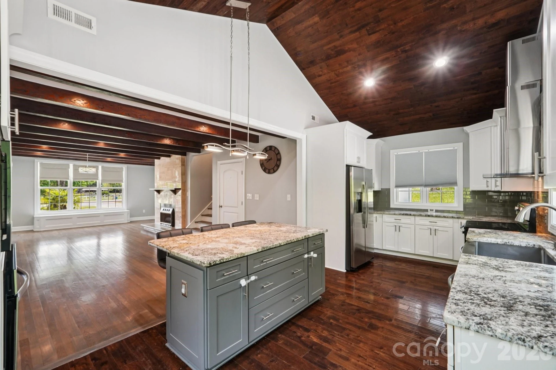 605 Allen Way - Photo 16