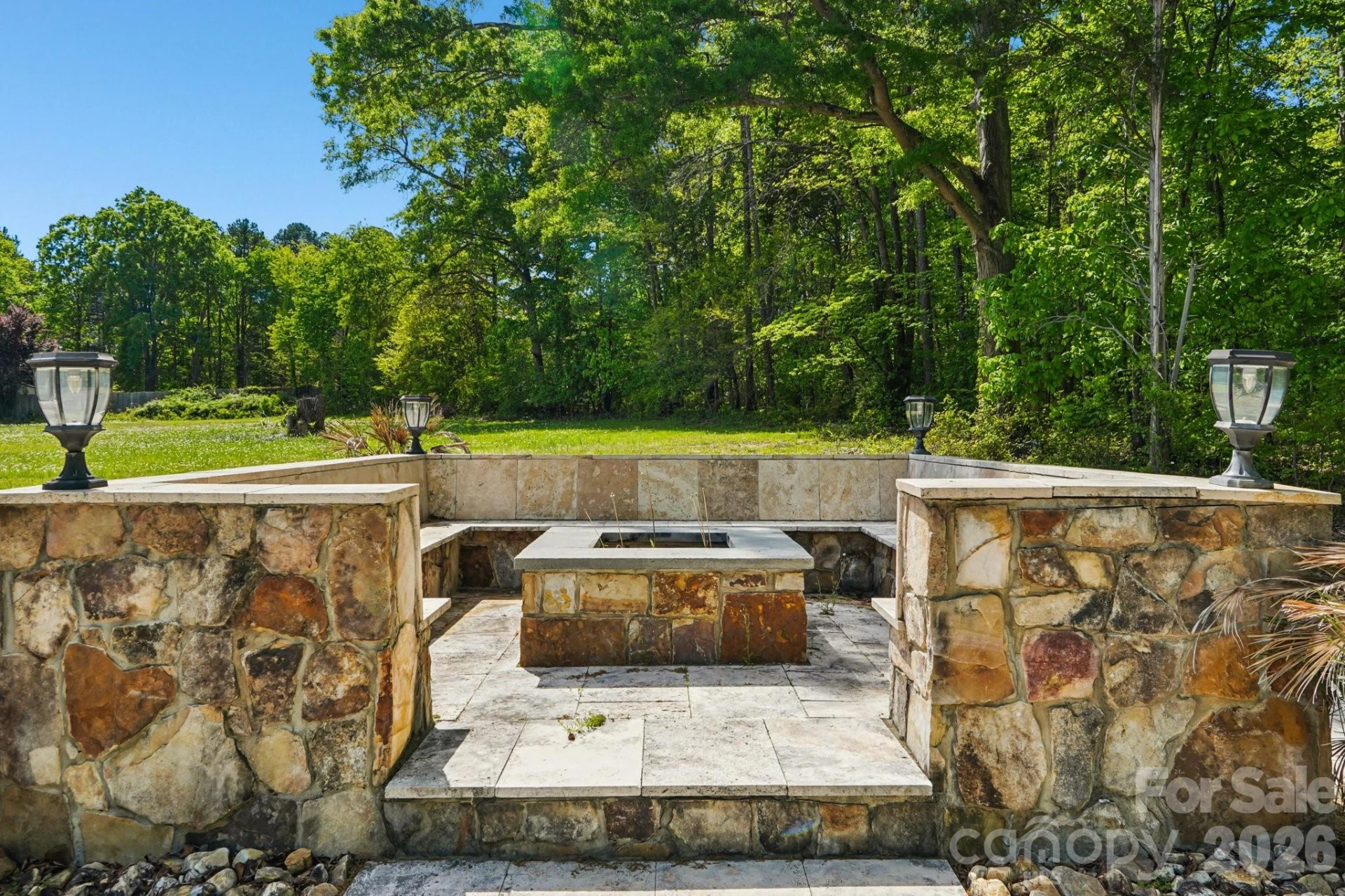 605 Allen Way - Photo 29