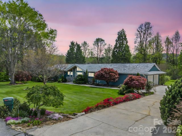 200 Conde Place, Hendersonville, NC, 28739