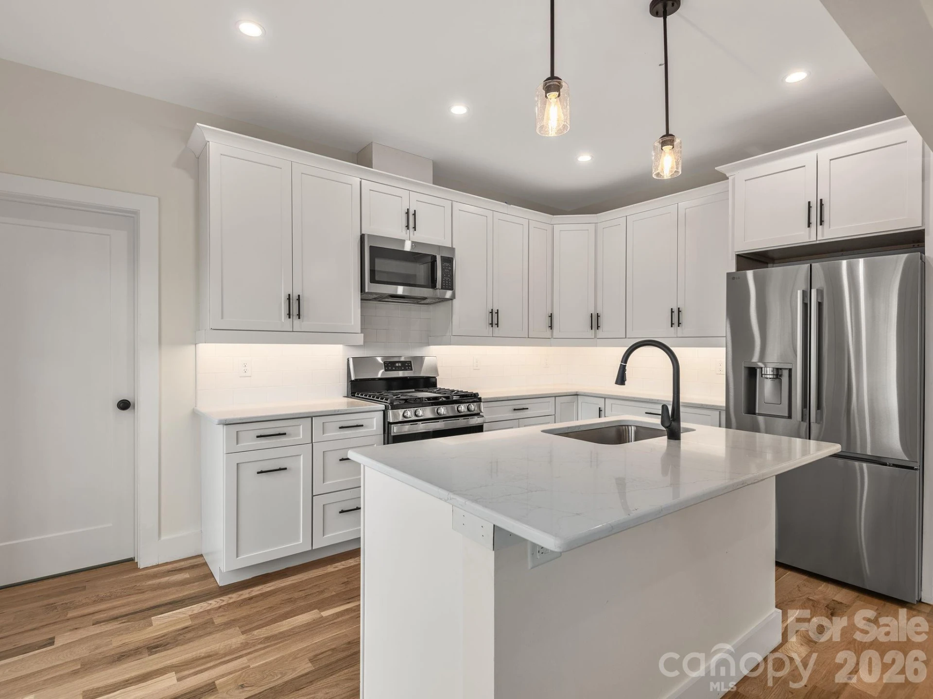 94 Spicewood Road - Photo 15