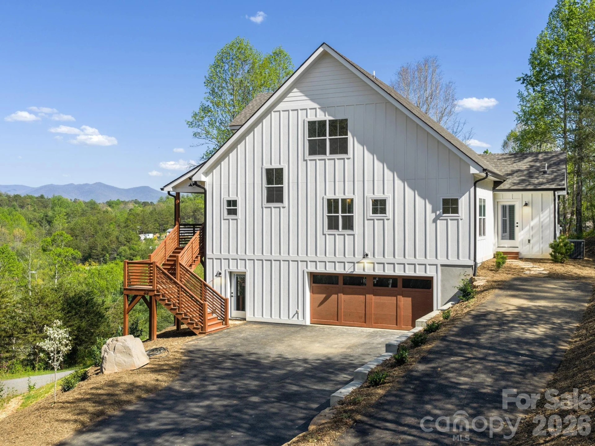 94 Spicewood Road - Photo 3