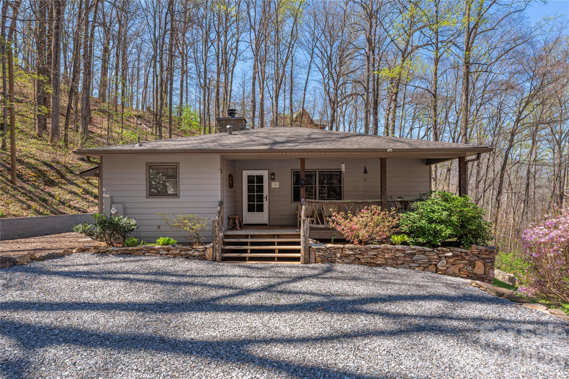 102 Fall Creek Road - Photo 2