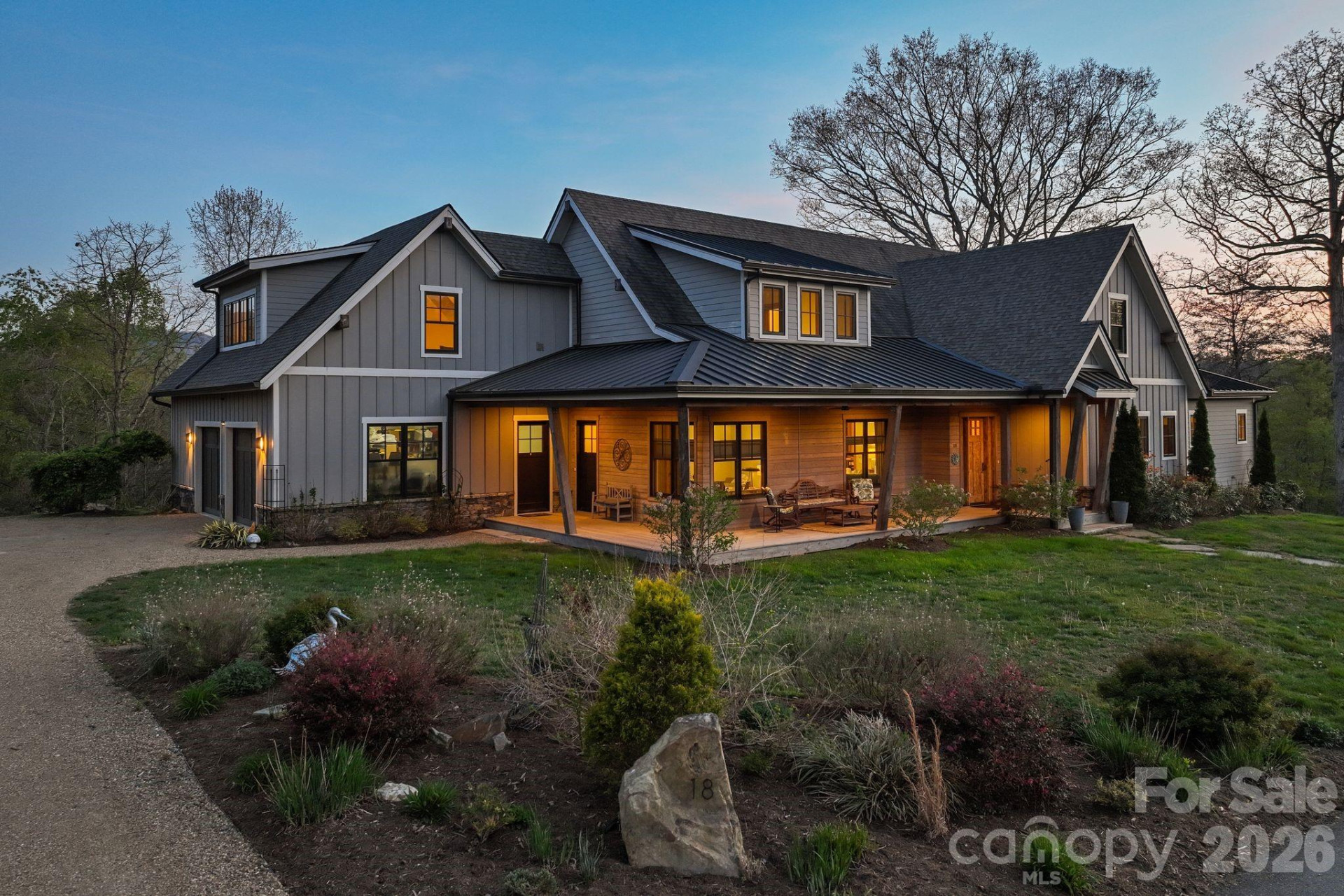 18 Majestic Oak Circle