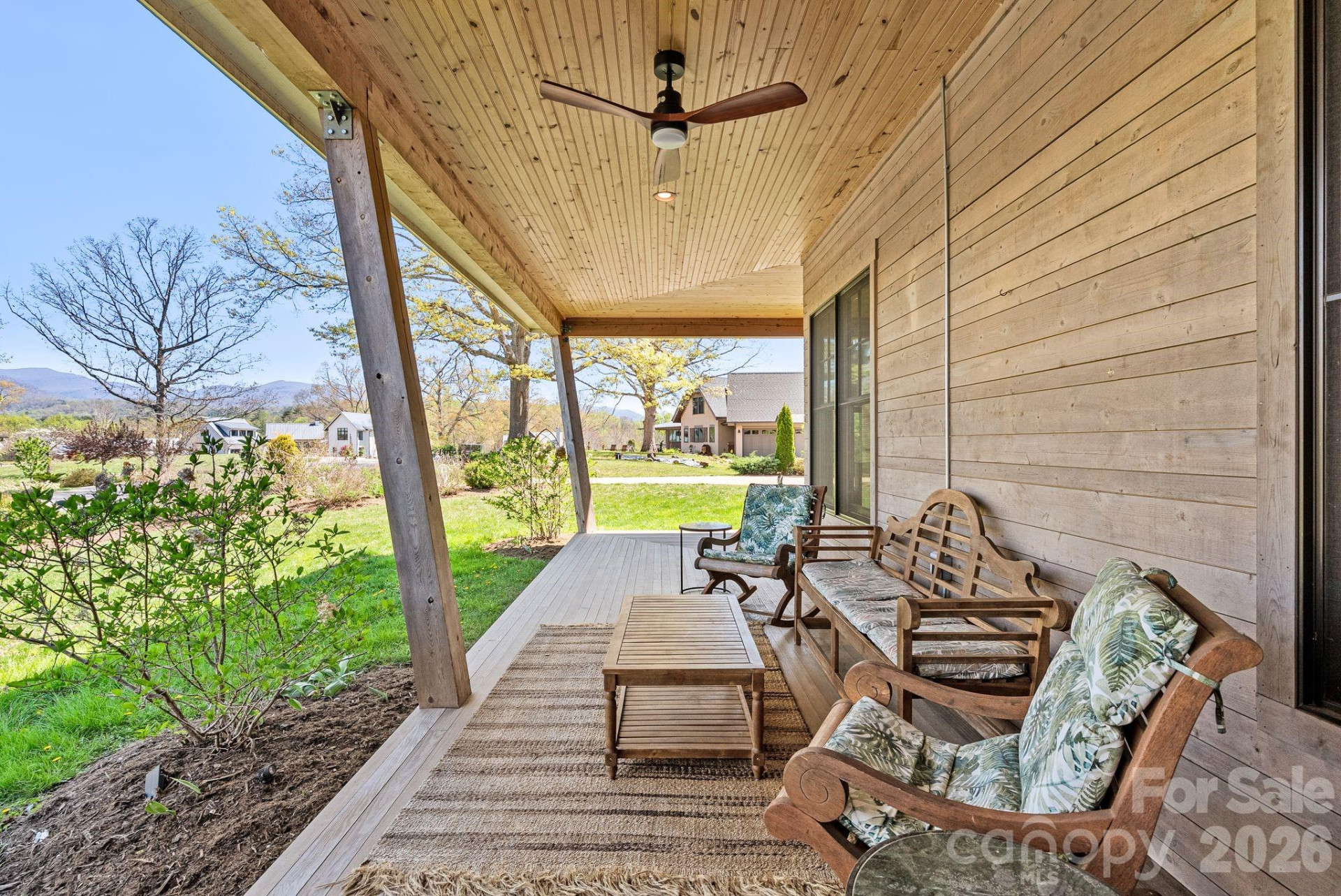 18 Majestic Oak Circle - Photo 2