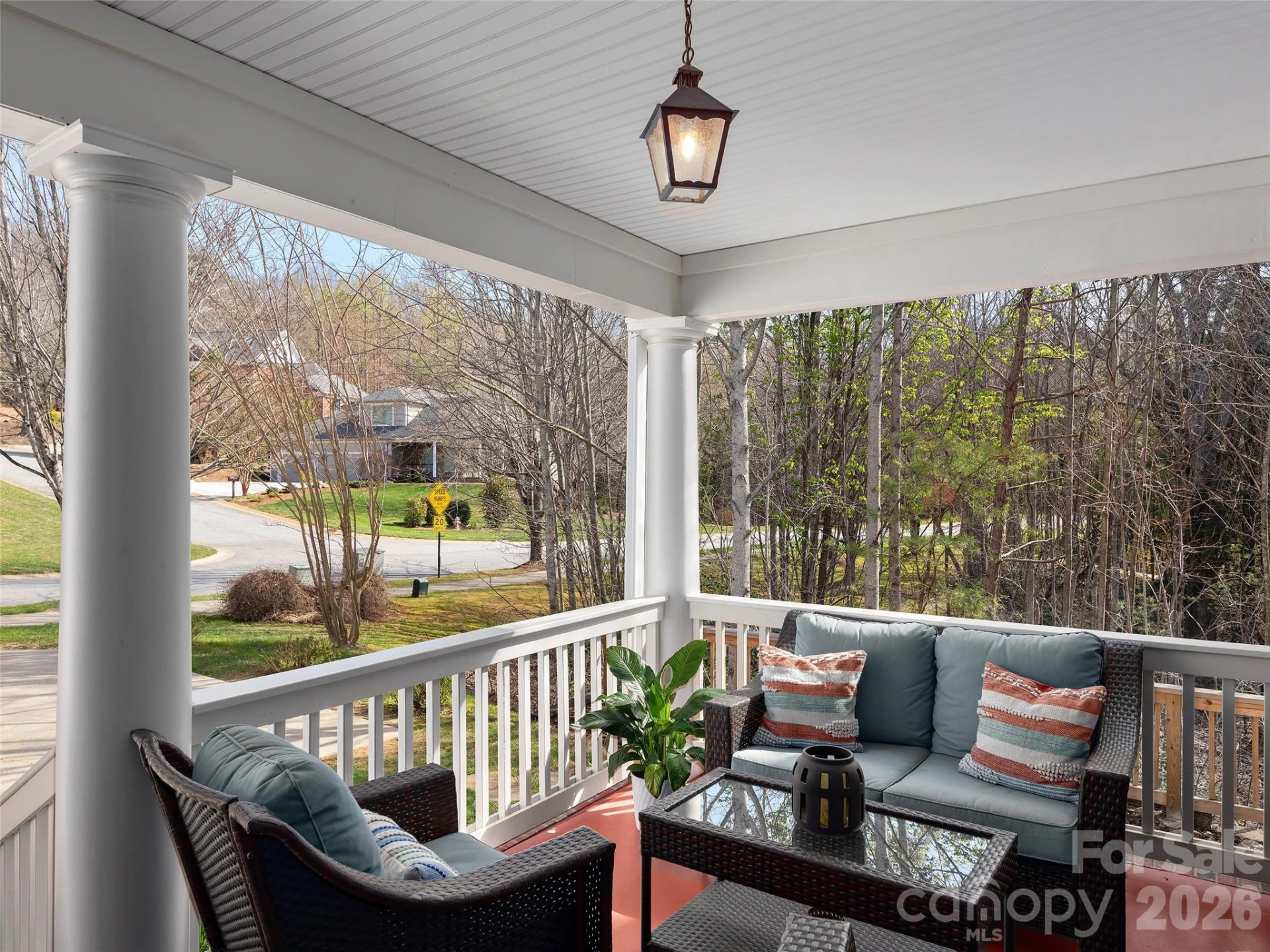 1672 Olmsted Drive - Photo 4