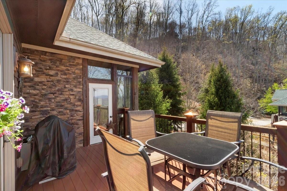 45 Creekside Way #301 - Photo 17