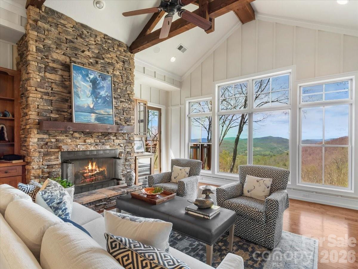 45 Creekside Way #301 - Photo 3