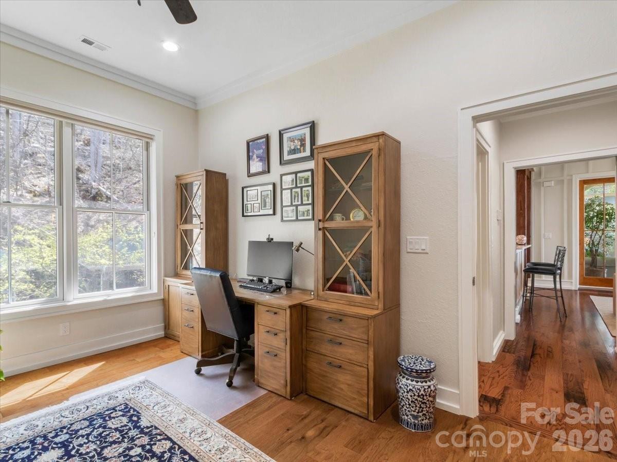 45 Creekside Way #301 - Photo 29