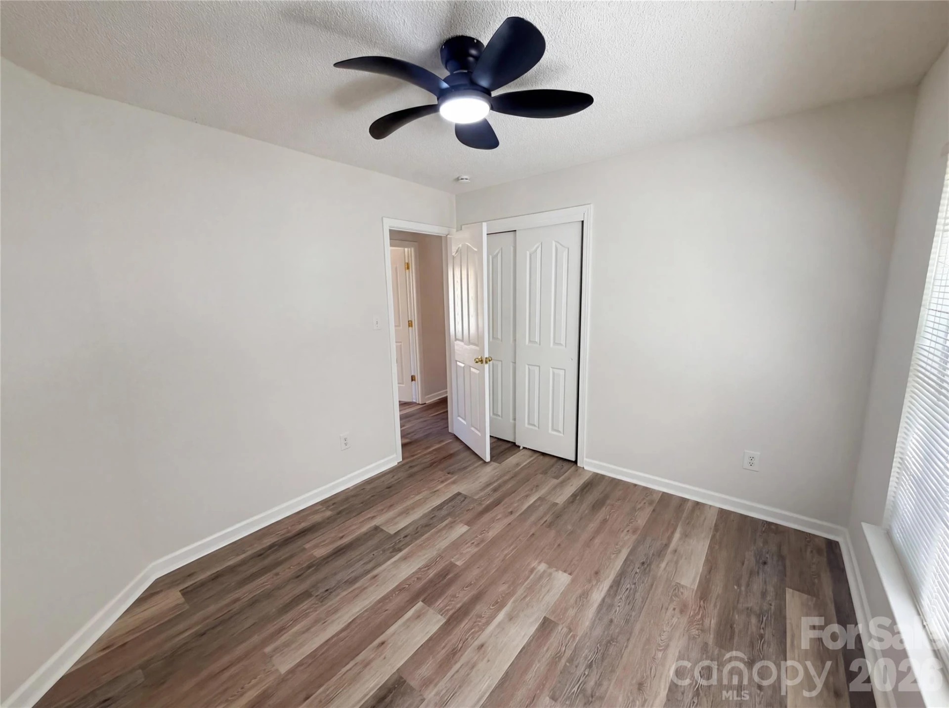 6032 Briggs Drive - Photo 11