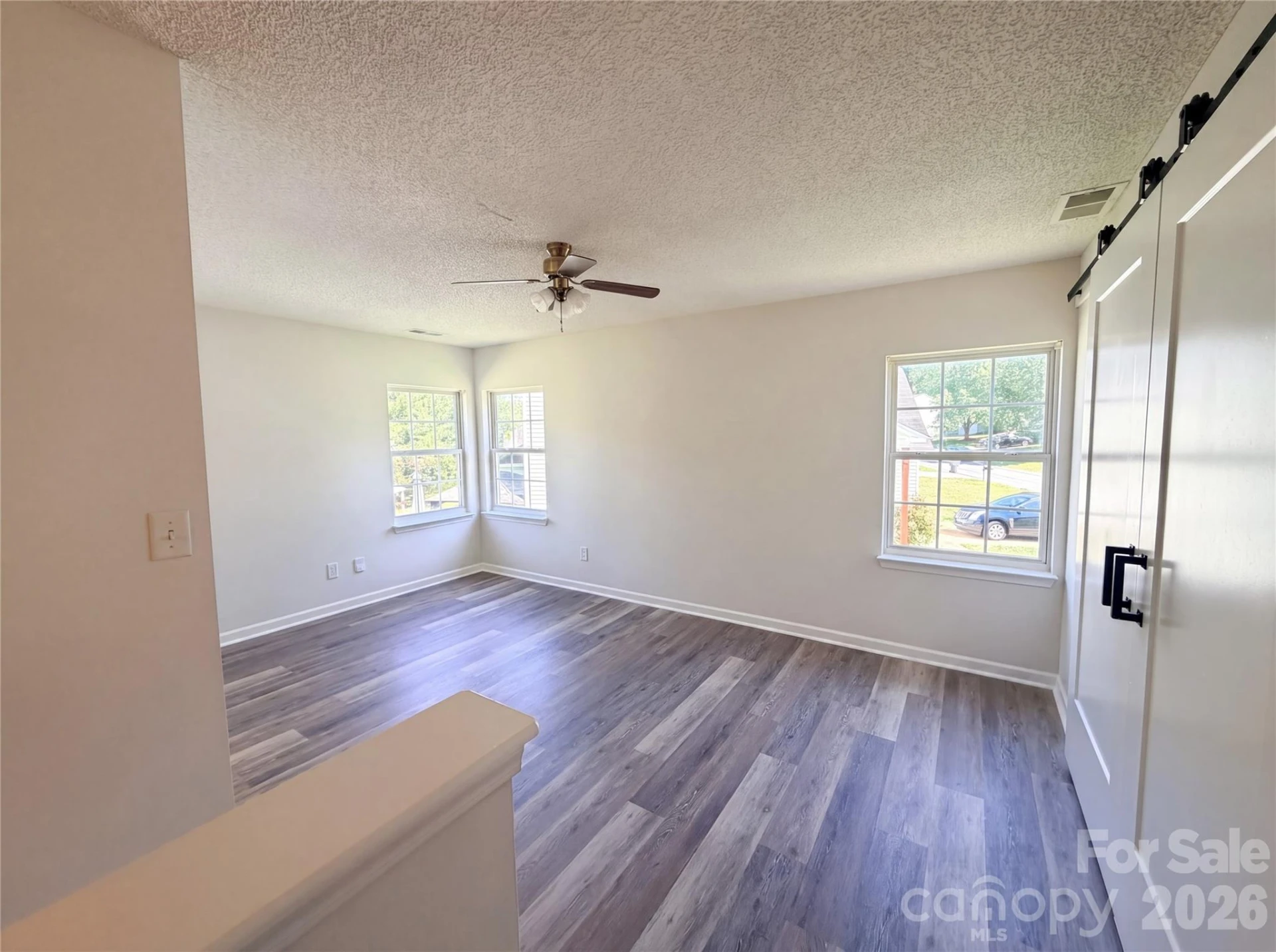 6032 Briggs Drive - Photo 9