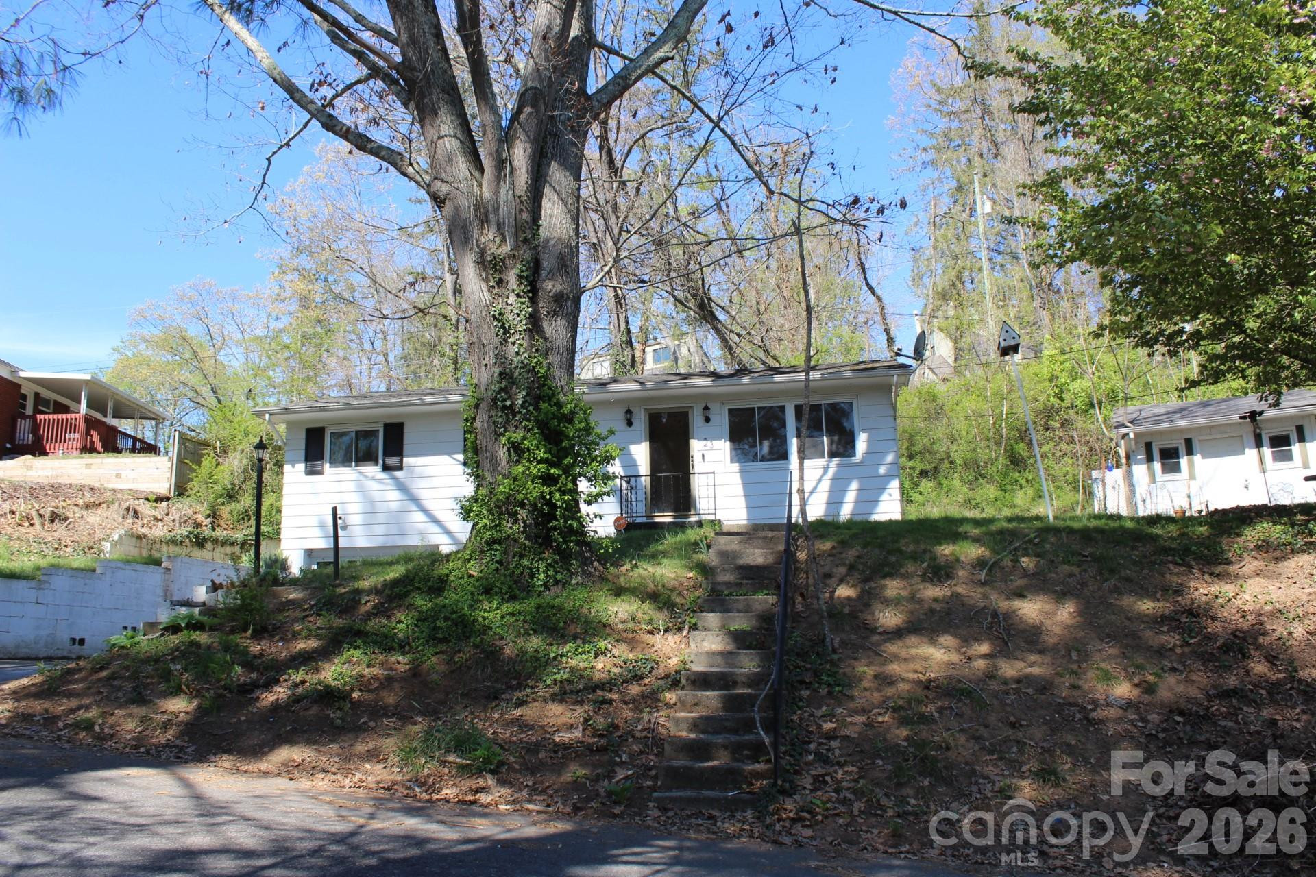 23 High Court Entrance None - Photo 2