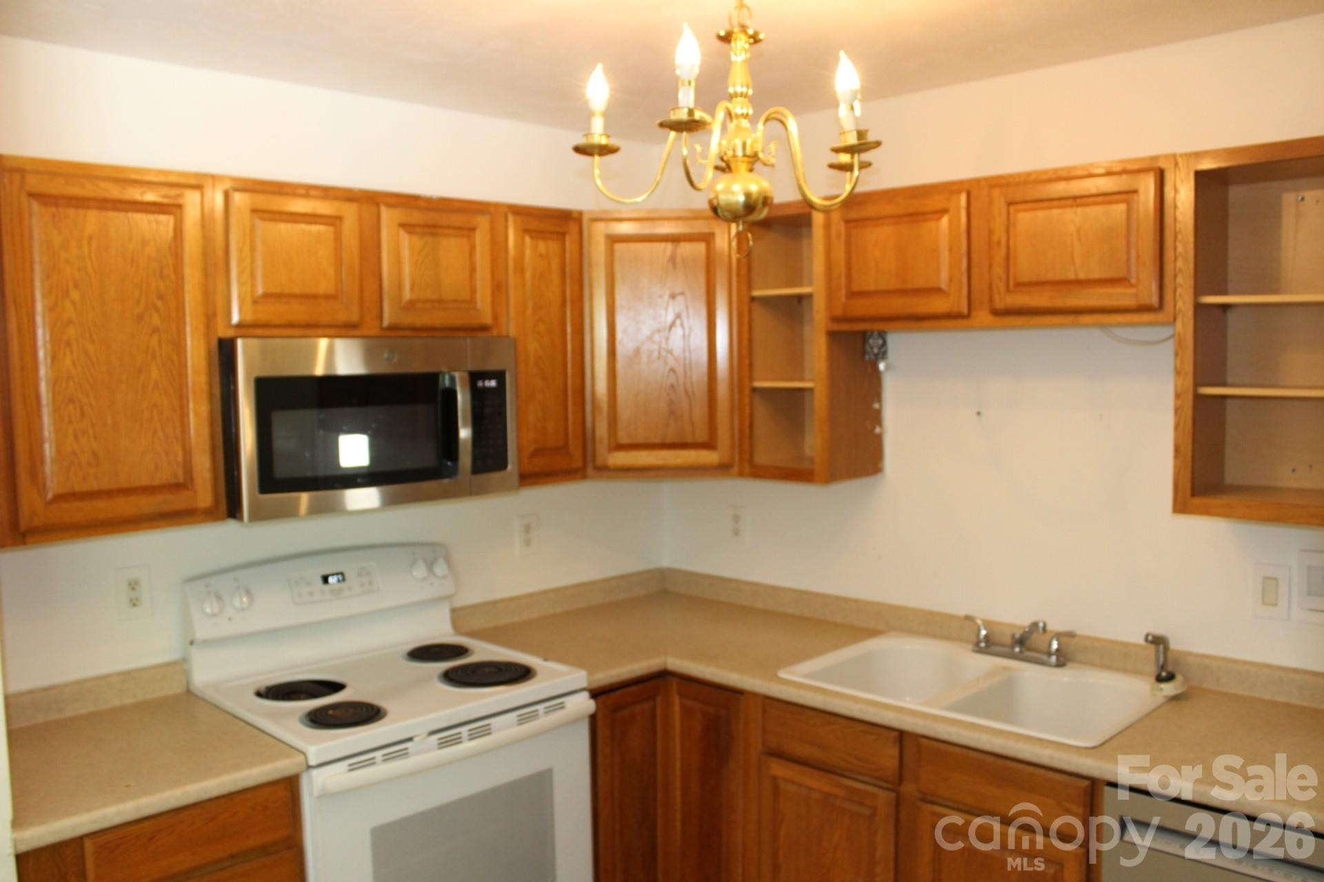 23 High Court Entrance None - Photo 18