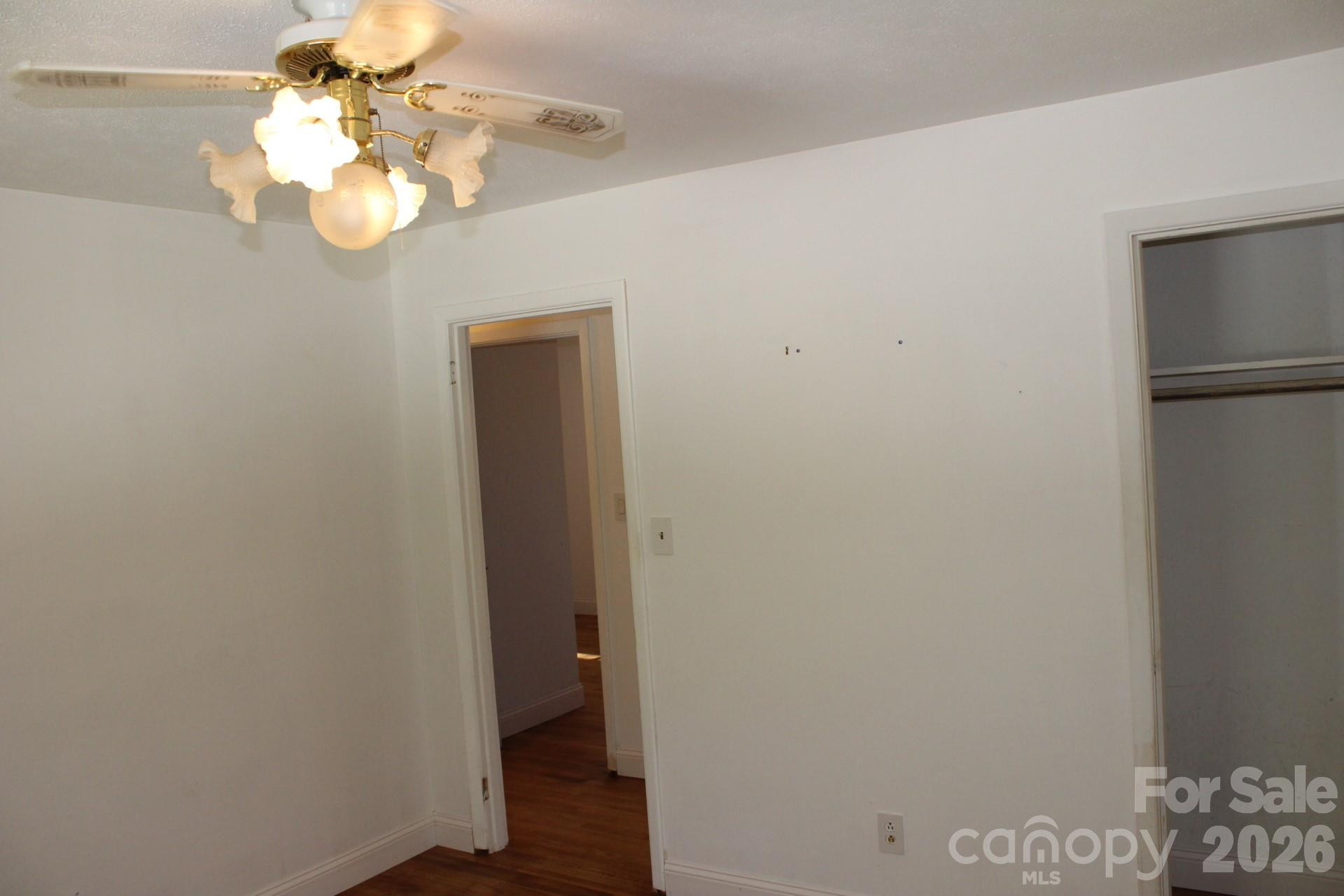 23 High Court Entrance None - Photo 27