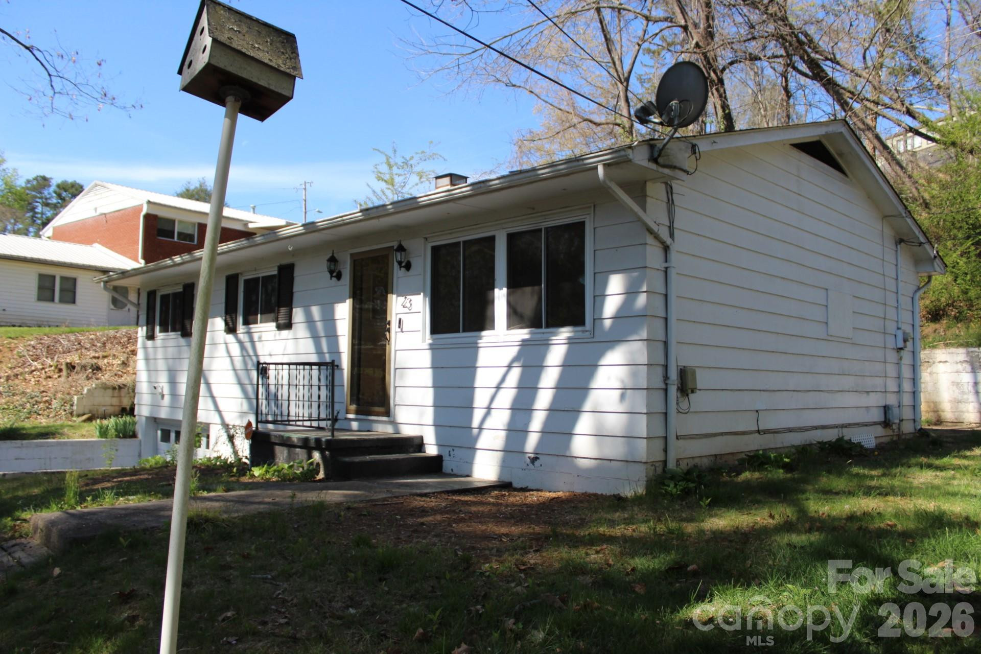 23 High Court Entrance None - Photo 4