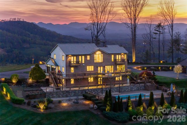 83 Cozy Mountain Lane, Weaverville, NC, 28787