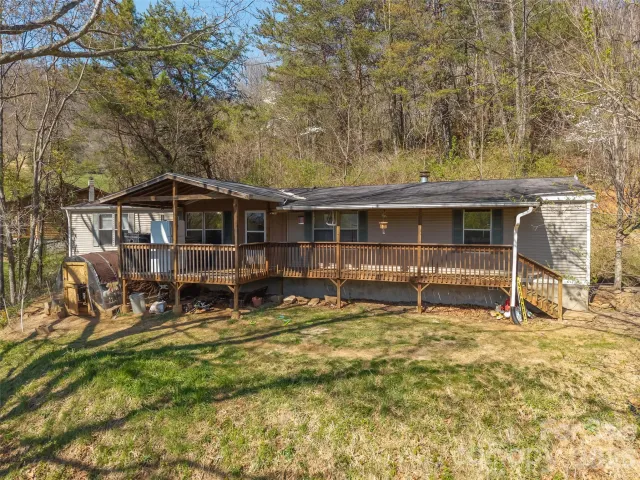 301 Matthew Lane, Canton, NC, 28716