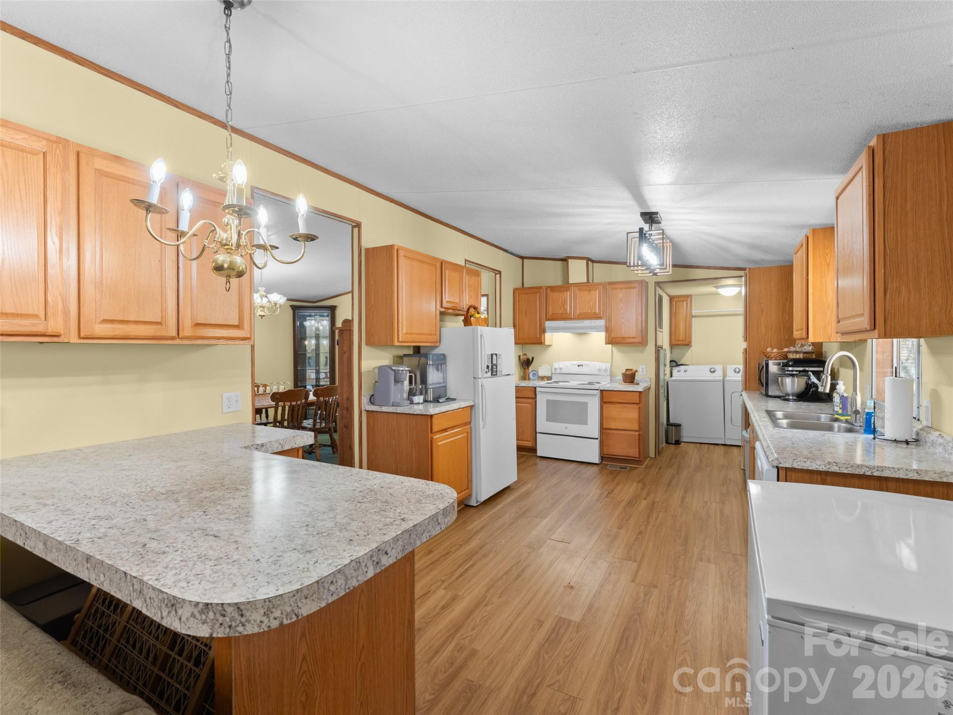 301 Matthew Lane - Photo 5