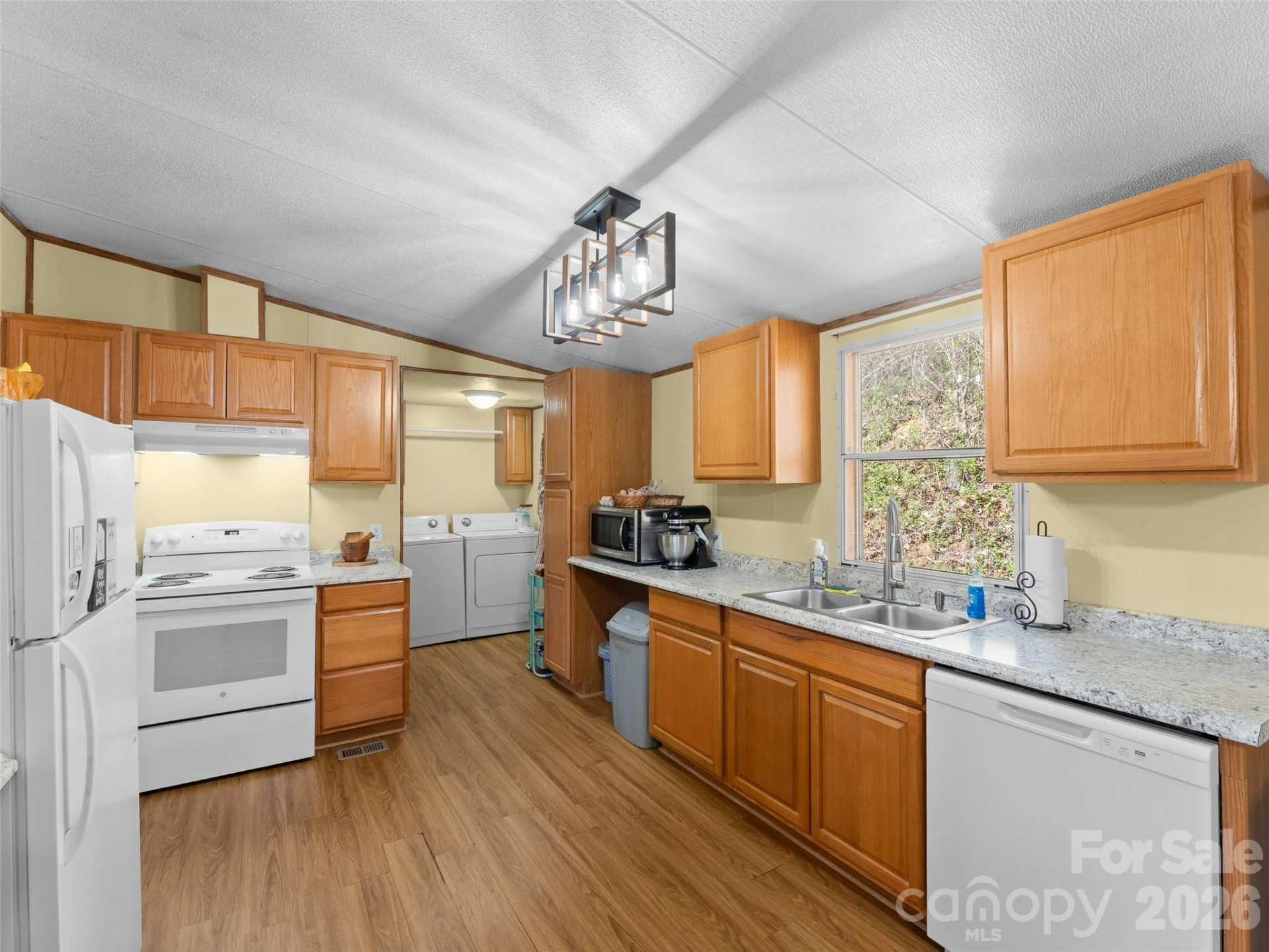 301 Matthew Lane - Photo 6