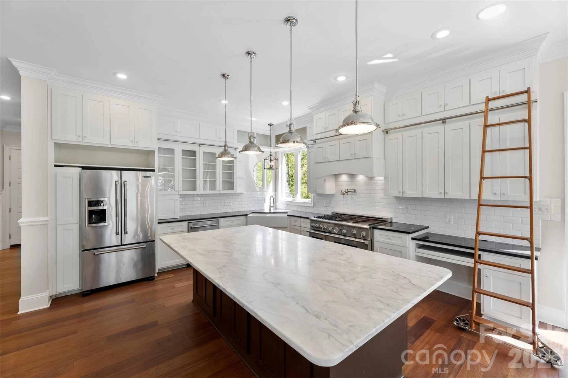 3729 Eaglebrook Drive - Photo 9