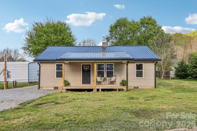 117 Virginia Avenue, Waynesville, NC, 28786