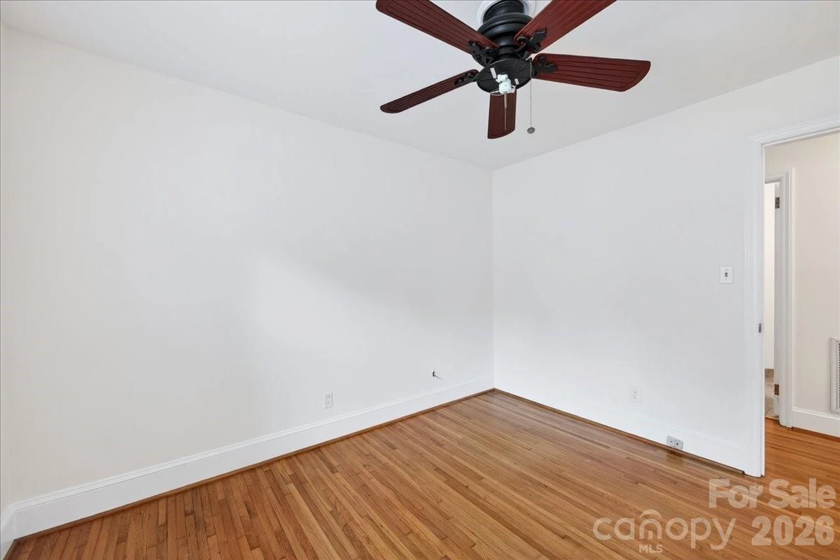 5413 Gwynne Avenue - Photo 19