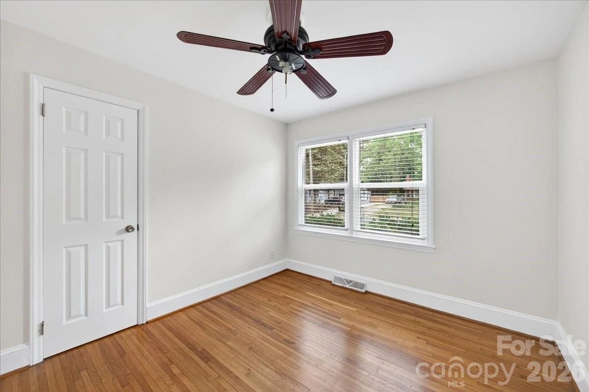 5413 Gwynne Avenue - Photo 21