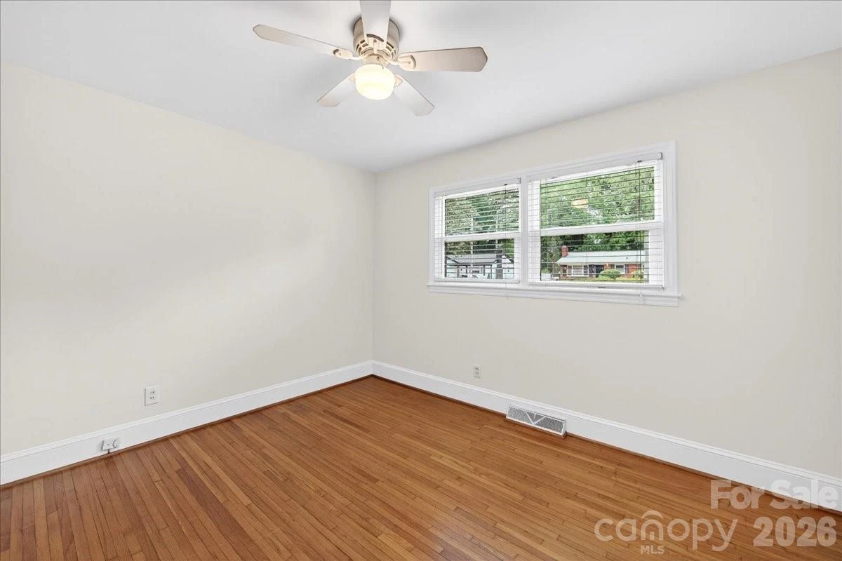 5413 Gwynne Avenue - Photo 26