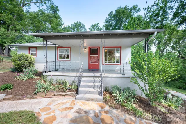 138 Brooklyn Road