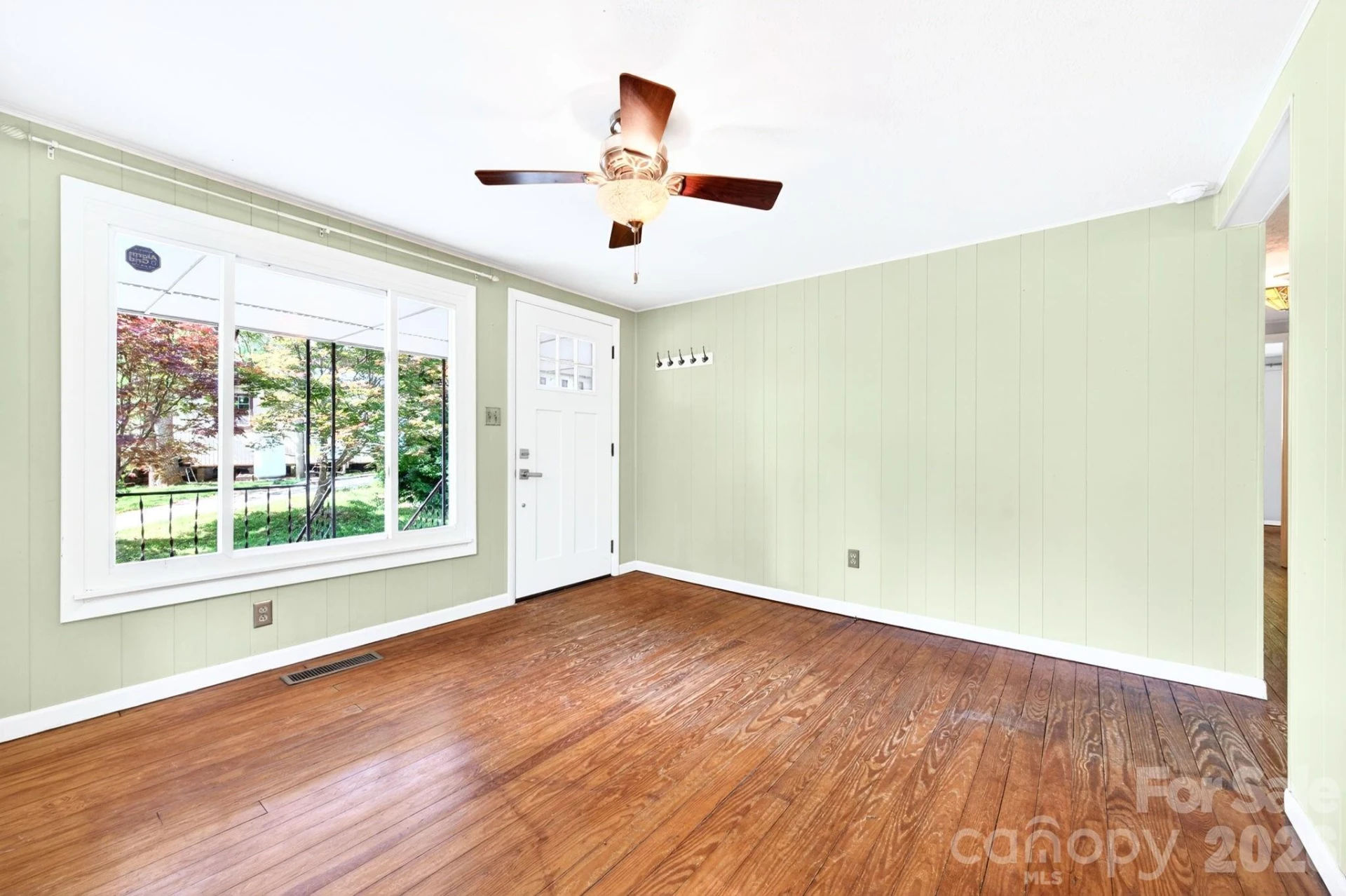 138 Brooklyn Road - Photo 4